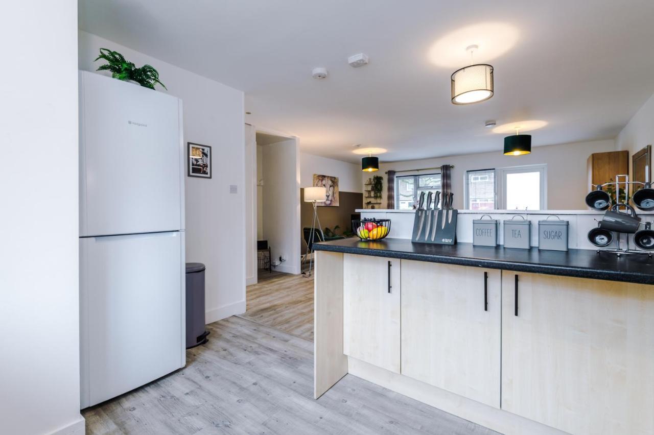 Hébergement de vacances Spacious 3-bed House In By 53 Degrees Property, Ideal For Families & Professionals, Free Parking - Sleeps 7