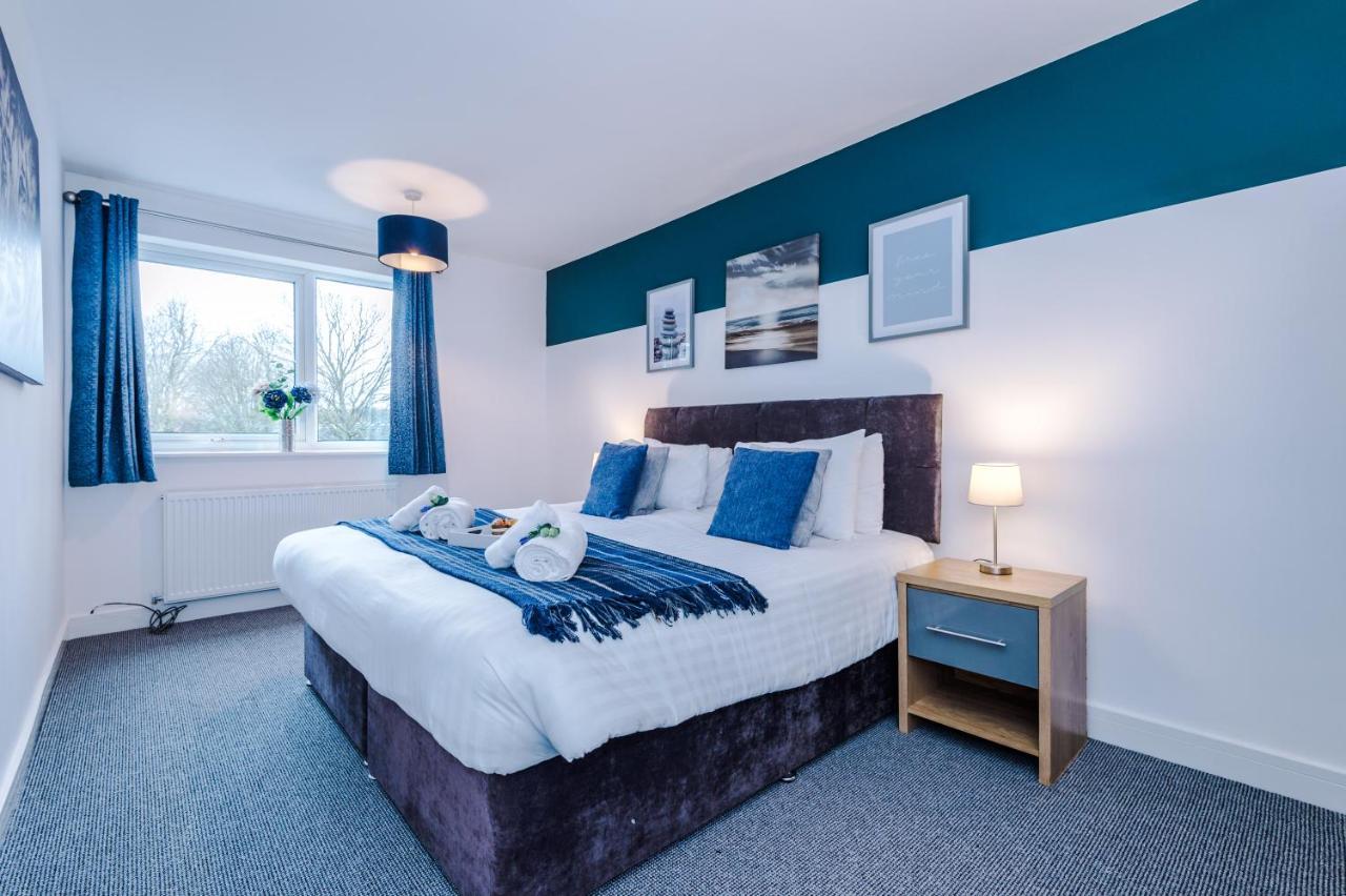 Hébergement de vacances Spacious 3-bed House In By 53 Degrees Property, Ideal For Families & Professionals, Free Parking - Sleeps 7 *