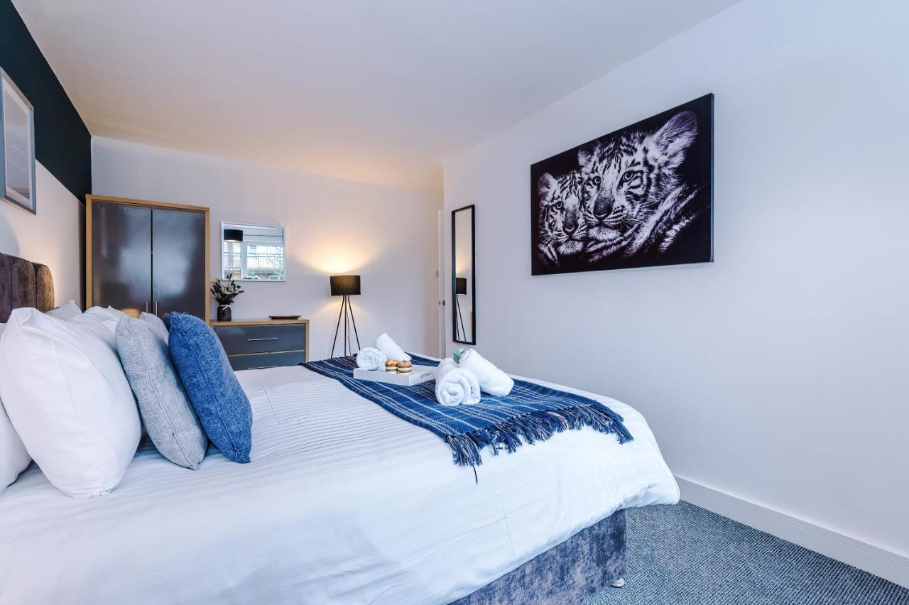 Hébergement de vacances Spacious 3-bed House In By 53 Degrees Property, Ideal For Families & Professionals, Free Parking - Sleeps 7 Chester